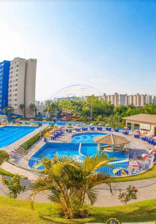 Apartamento Golden Dolphin Express Caldas Novas