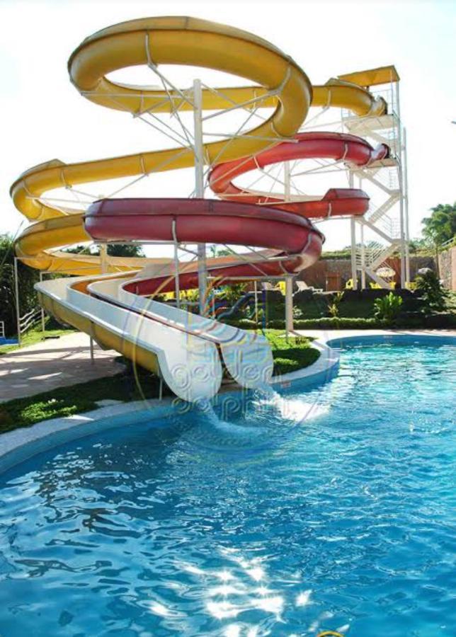 Golden Dolphin Express * Caldas Novas